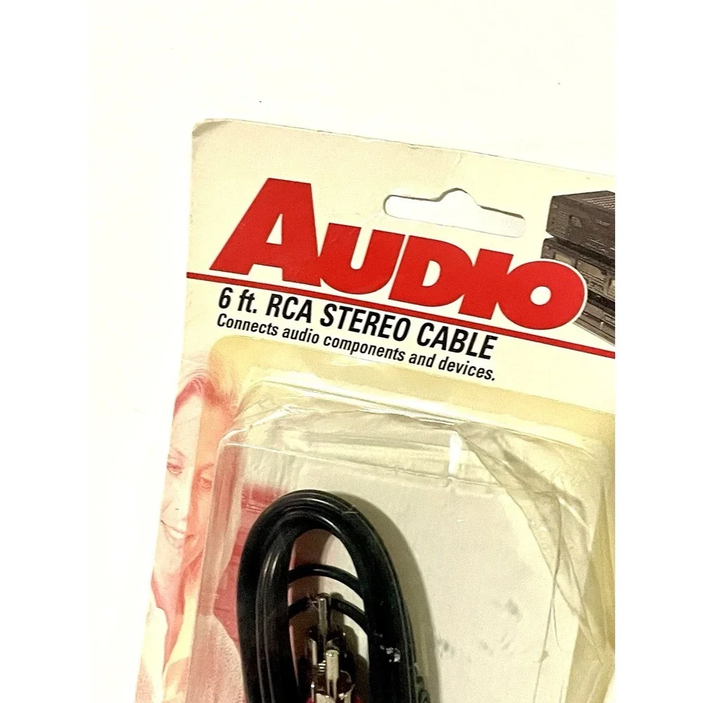 Vintage NEW Recoton Audio Cable 6 ft RCA Plug to RCA Plug AC201 Tuner Amplifier